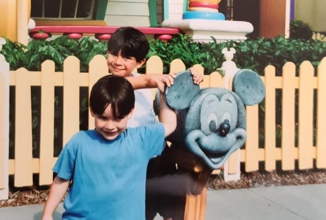 Nevetesre Felkeszulni A Nagydumas Kisgyerek Beszelgetes Egy Jo Baratom Negy Eves Fiaval